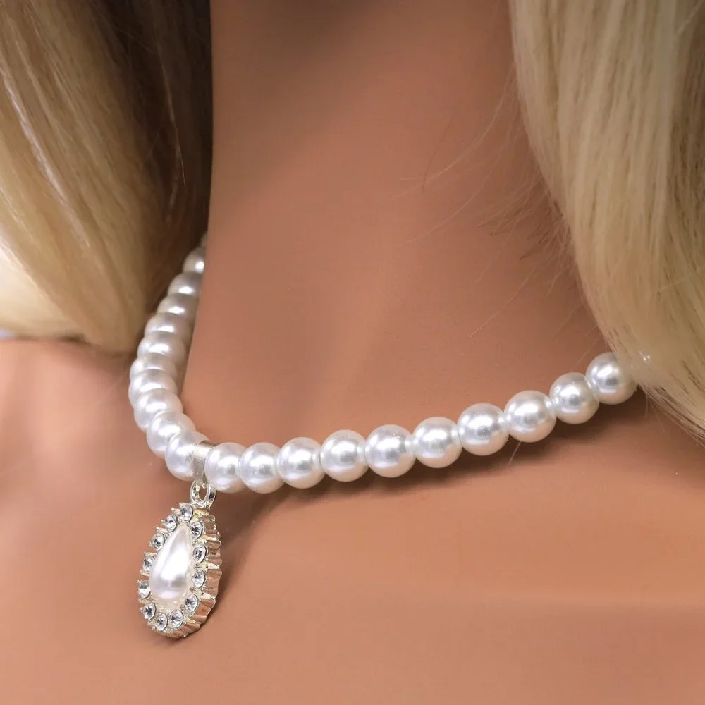 Pearl necklace with pendant. - Picture 3 of 3